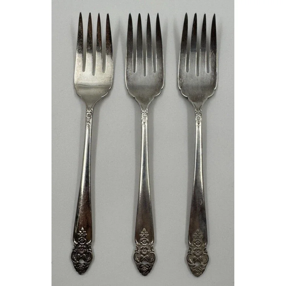 Set of 3 Vintage 1951-1961 Oneida Prestige Silver Plate Distinction Salad Forks
